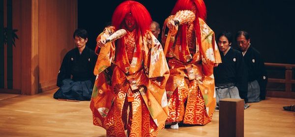 ベルリーナーにも大盛況、フィルハーモニーで能公演